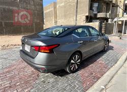 نيسان ألتيما